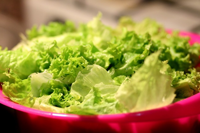 Is lettuce healthy